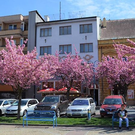 ديشين Hotel Posta المظهر الخارجي الصورة