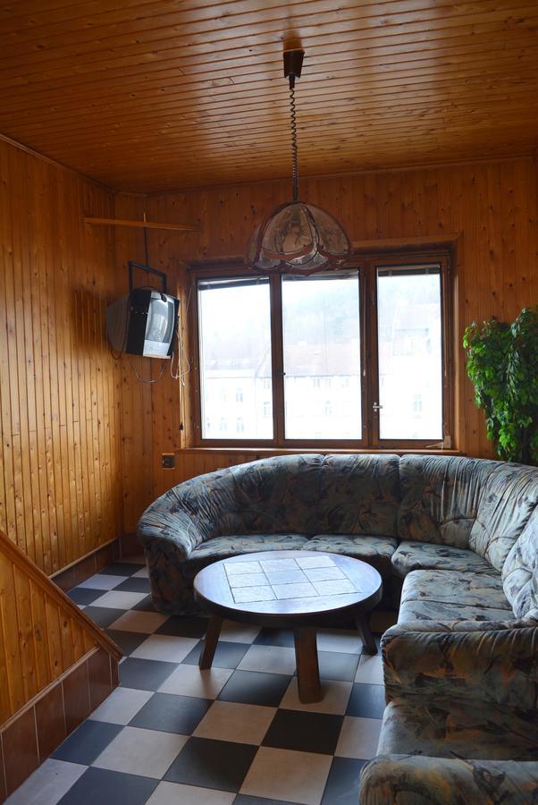 ديشين Hotel Posta المظهر الخارجي الصورة